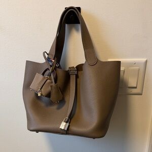 Elegant Brown Tote Bag